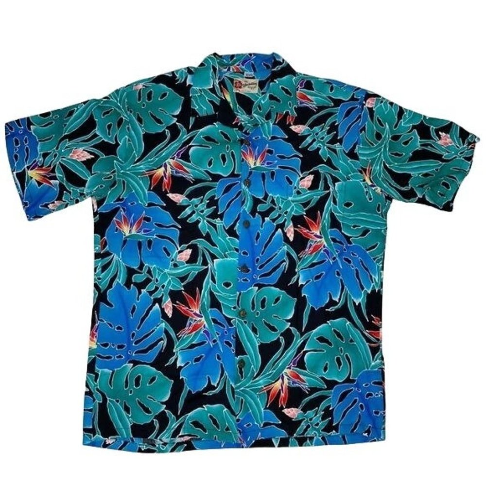 Vintage Hilo Hattie Hawaiian Button Down Floral Shirt: Size Large